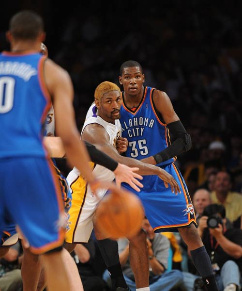 者们特意邀 者们特意邀