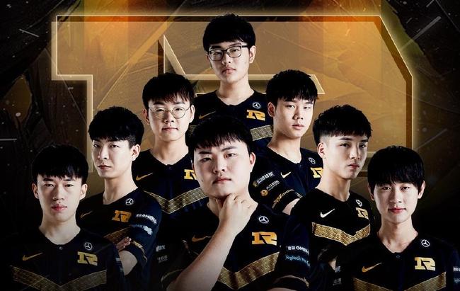 与此同时 与此同时