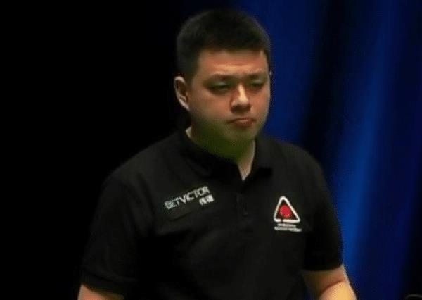 在他宣布退 在他宣布退