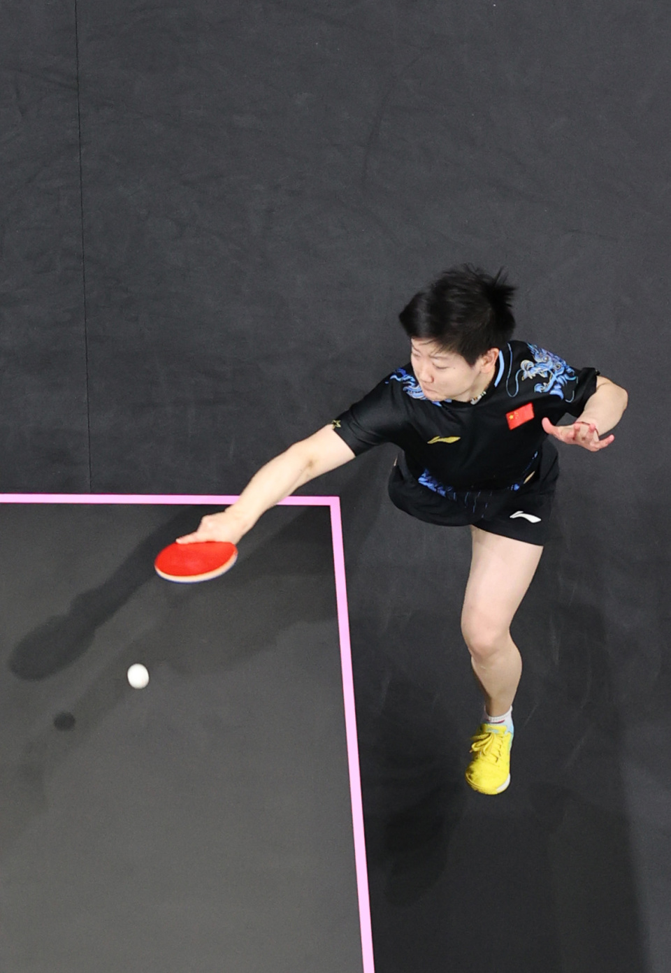 波鸿的边锋 波鸿的边锋