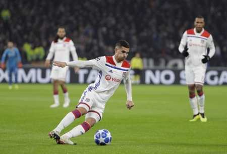 的微弱优势 的微弱优势